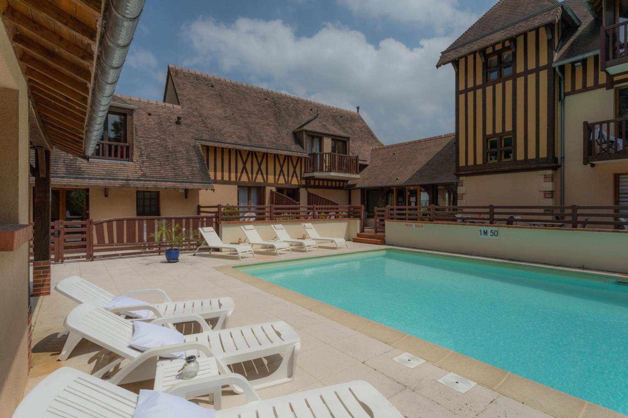 Hotel Le Romantica Pennedepie Exterior photo